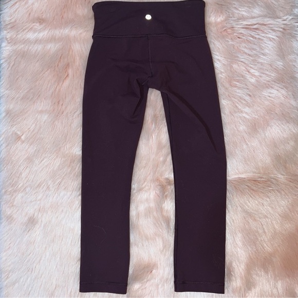 Lululemon Wunder Under Crop Plum leggings size 2 - Picture 6 of 11